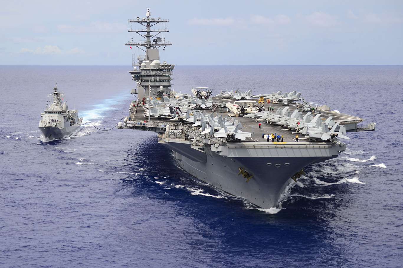 ABD'nin USS Nimitz uçak gemisi Ortadoğu'da kalmaya devam edecek ABD'nin USS Nimitz uçak gemisi Ortadoğu'da kalmaya devam edecek